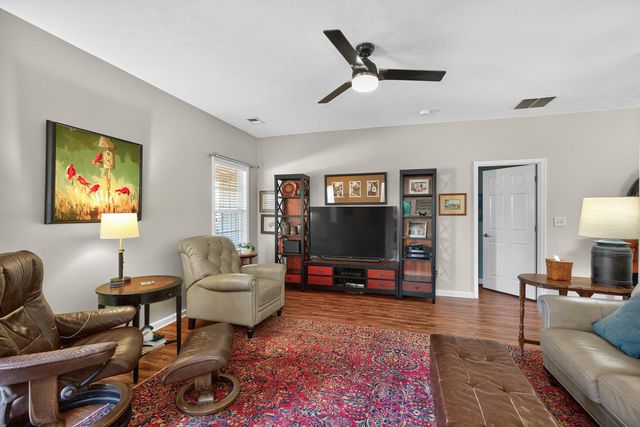 441 Goldon Trophy Trail 441, Lexington, KY 40514