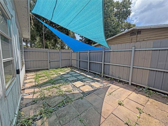 126 PALM DRIVE, Daytona Beach, FL 32117