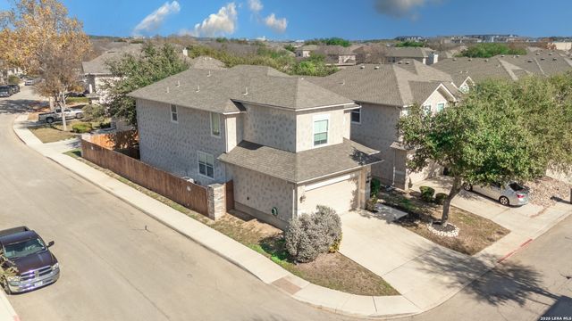 6913 Abbey Falls, San Antonio, TX 78249