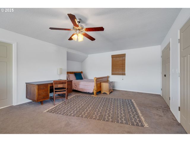 13000 I St, Nehalem, OR 97131