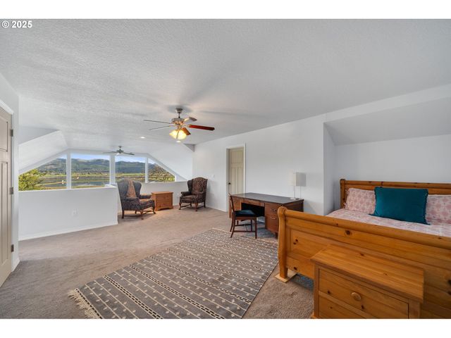 13000 I St, Nehalem, OR 97131