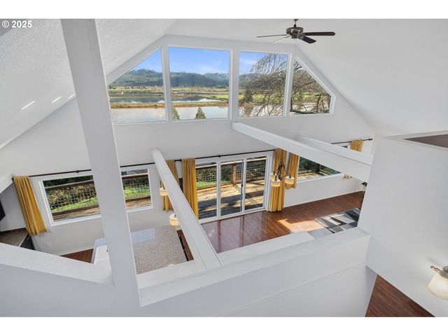 13000 I St, Nehalem, OR 97131