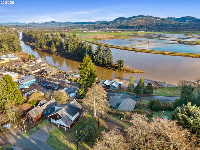 13000 I St, Nehalem, OR 97131