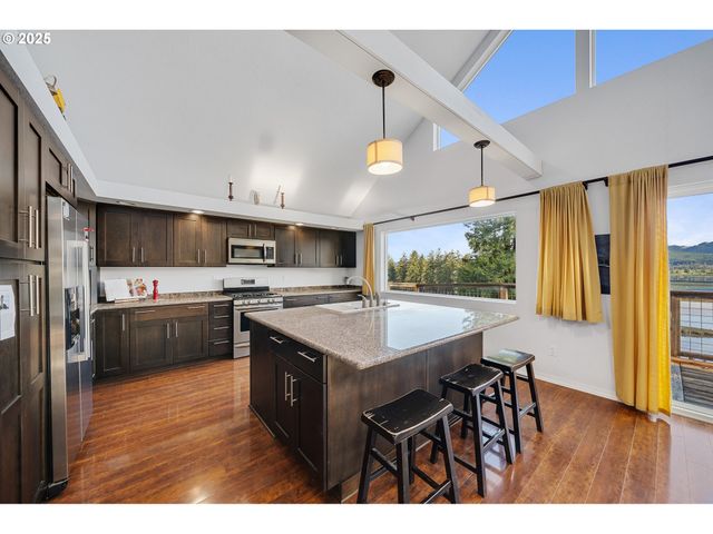 13000 I St, Nehalem, OR 97131