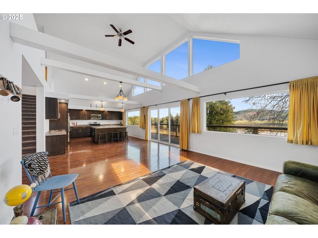 13000 I St, Nehalem, OR 97131