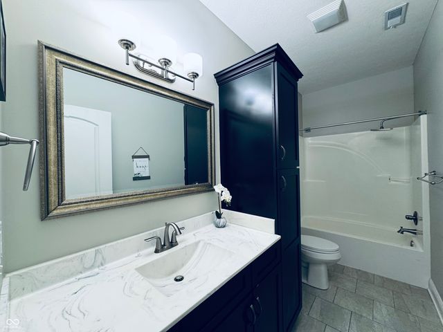 5383 Buckingham Lane, Plainfield, IN 46168