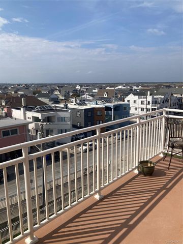 780 W Broadway 5J, Long Beach, NY 11561