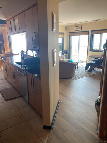 780 W Broadway 5J, Long Beach, NY 11561
