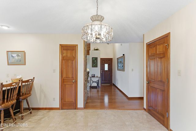 122 Fox Hunter Rd, Maynardville, TN 37807