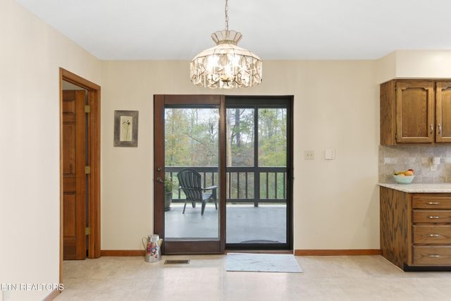 122 Fox Hunter Rd, Maynardville, TN 37807