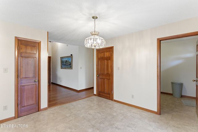 122 Fox Hunter Rd, Maynardville, TN 37807