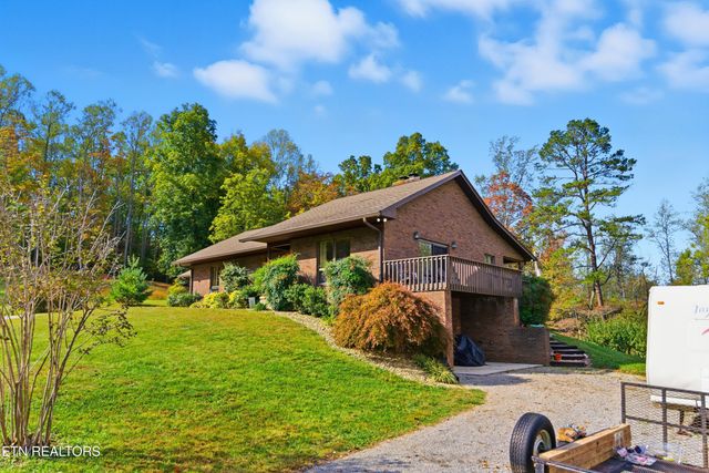 122 Fox Hunter Rd, Maynardville, TN 37807