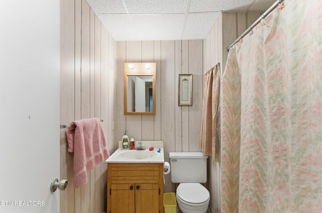 122 Fox Hunter Rd, Maynardville, TN 37807