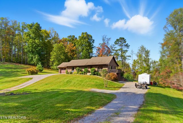 122 Fox Hunter Rd, Maynardville, TN 37807