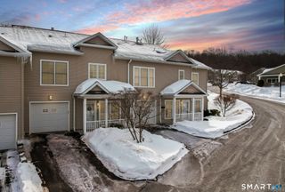 174 Wallens Street APT A5, Winchester, CT 06098