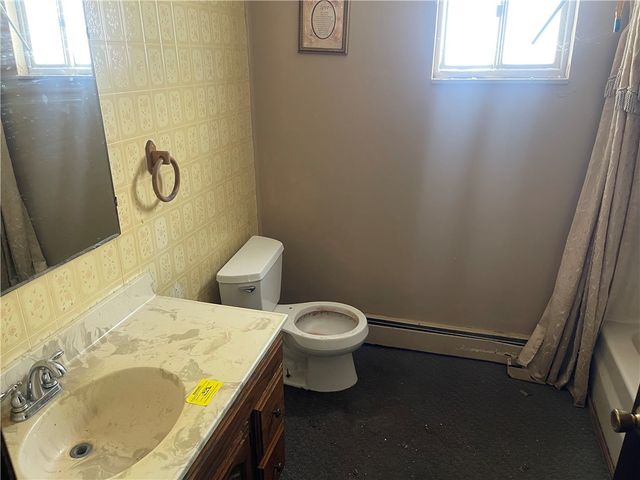 128 Hamilton Ln, New Beaver Boro, PA 16141