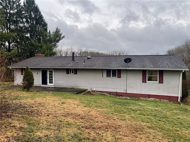 128 Hamilton Ln, New Beaver Boro, PA 16141