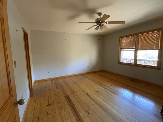 29 Agora Lane, Ellijay, GA 30540