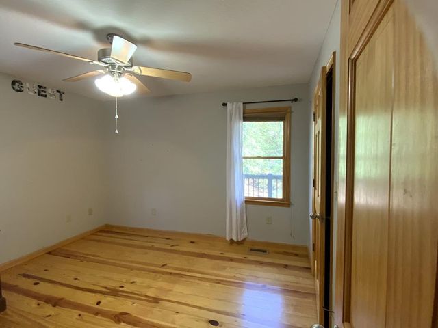 29 Agora Lane, Ellijay, GA 30540