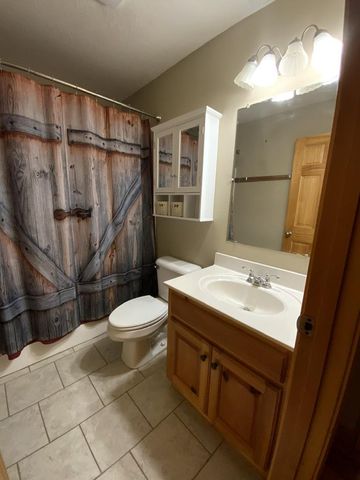 29 Agora Lane, Ellijay, GA 30540