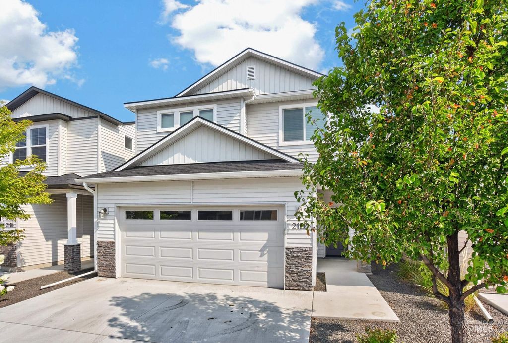2126 E Sharptail St, Meridian, ID 83646 photo 3