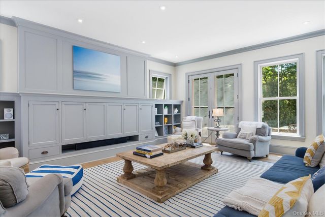 43 Gardiners Bay Drive, Shelter Island, NY 11964