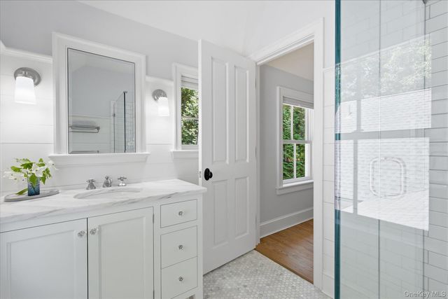 43 Gardiners Bay Drive, Shelter Island, NY 11964