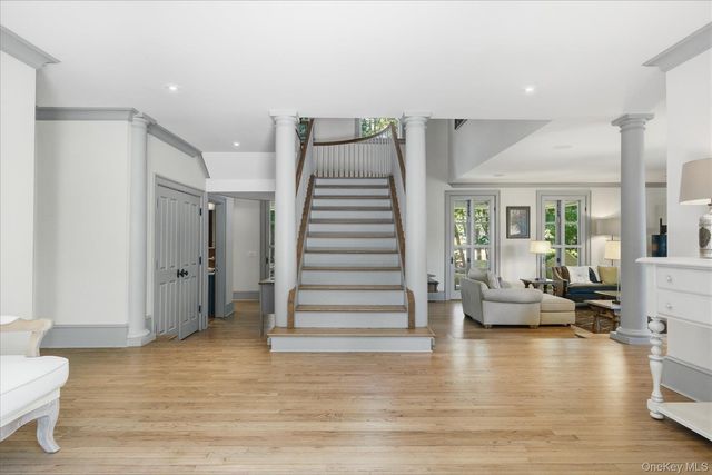 43 Gardiners Bay Drive, Shelter Island, NY 11964
