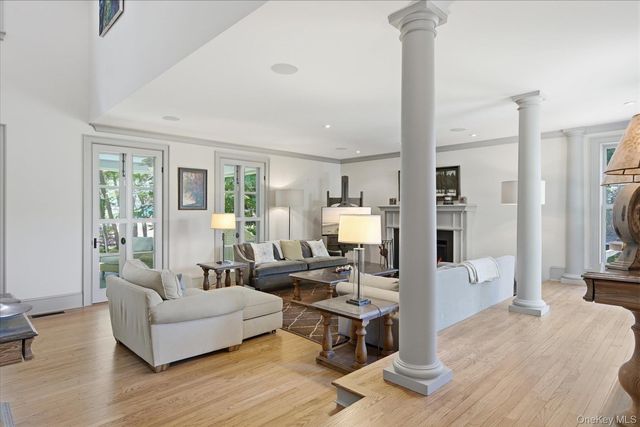 43 Gardiners Bay Drive, Shelter Island, NY 11964