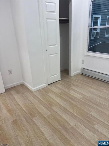 500 Burnside Street, Orange, NJ 07050