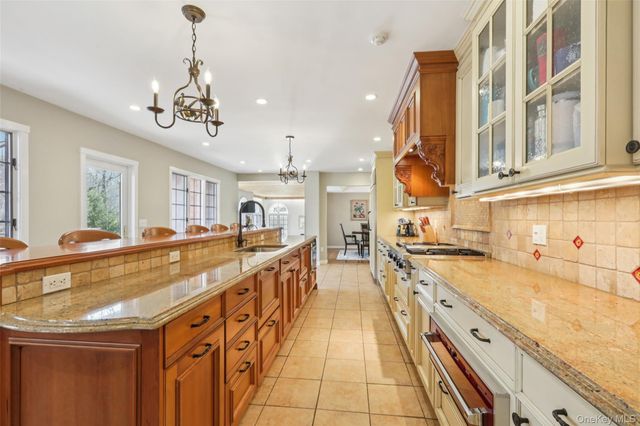 27 Cat Ridge Road, North Salem, NY 10560