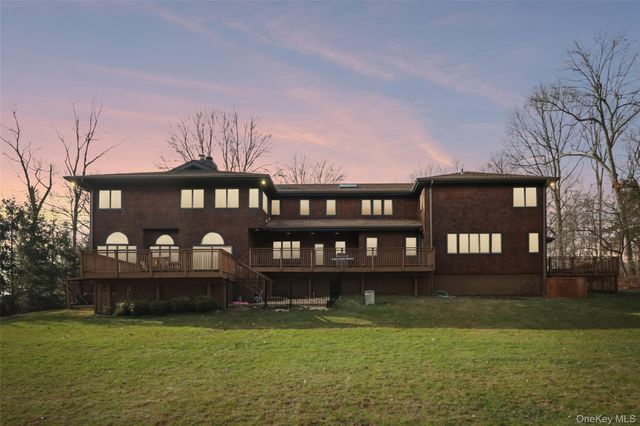 27 Cat Ridge Road, North Salem, NY 10560