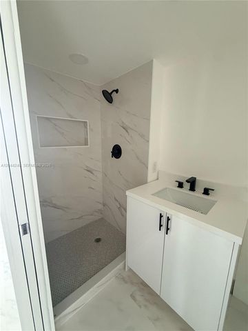 19101 NE 36th Court 1005, Aventura, FL 33180