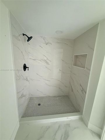 19101 NE 36th Court 1005, Aventura, FL 33180