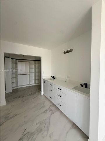 19101 NE 36th Court 1005, Aventura, FL 33180