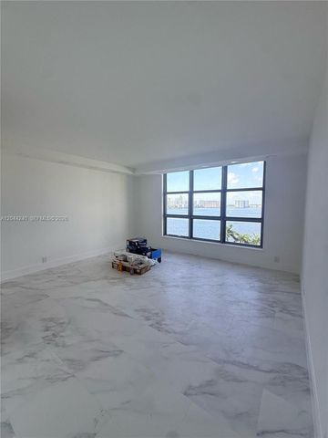 19101 NE 36th Court 1005, Aventura, FL 33180
