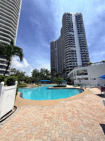 19101 NE 36th Court 1005, Aventura, FL 33180