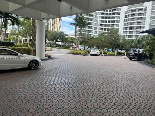 19101 NE 36th Court 1005, Aventura, FL 33180