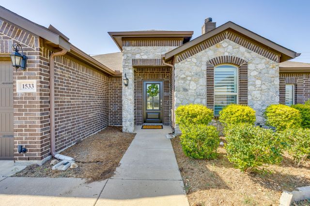 1533 Grassy Meadows Drive, Burleson, TX 76058