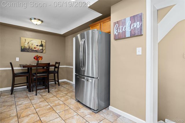 20300 Sunnyside Street, St. Clair Shores, MI 48080
