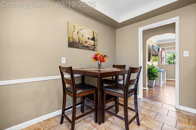 20300 Sunnyside Street, St. Clair Shores, MI 48080