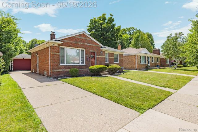 20300 Sunnyside Street, St. Clair Shores, MI 48080