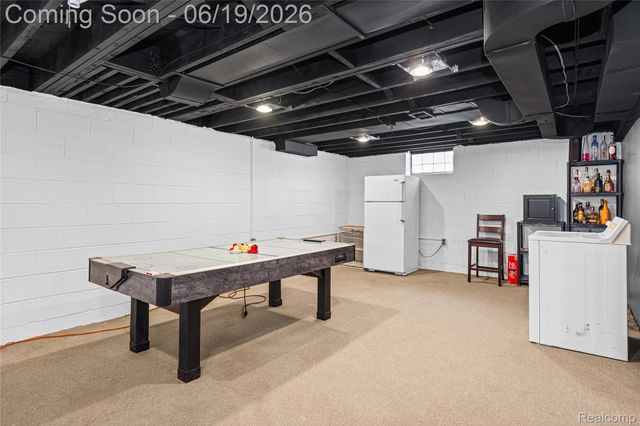 20300 Sunnyside Street, St. Clair Shores, MI 48080