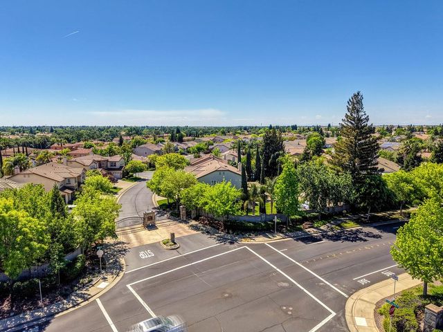 1722 Palomares Way, Roseville, CA 95747