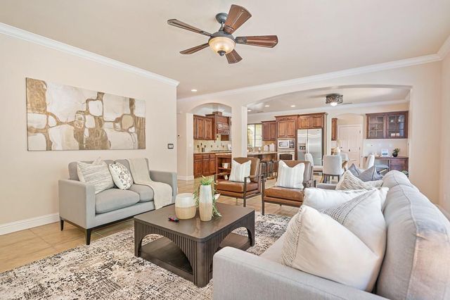 1722 Palomares Way, Roseville, CA 95747