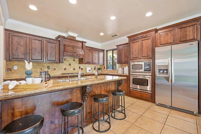 1722 Palomares Way, Roseville, CA 95747