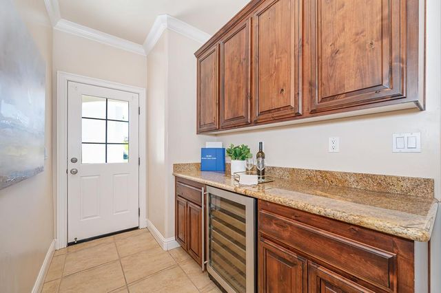 1722 Palomares Way, Roseville, CA 95747