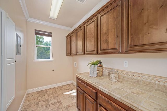 1722 Palomares Way, Roseville, CA 95747