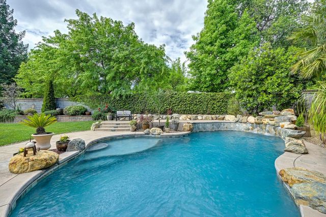 1722 Palomares Way, Roseville, CA 95747