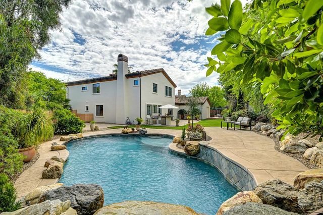 1722 Palomares Way, Roseville, CA 95747